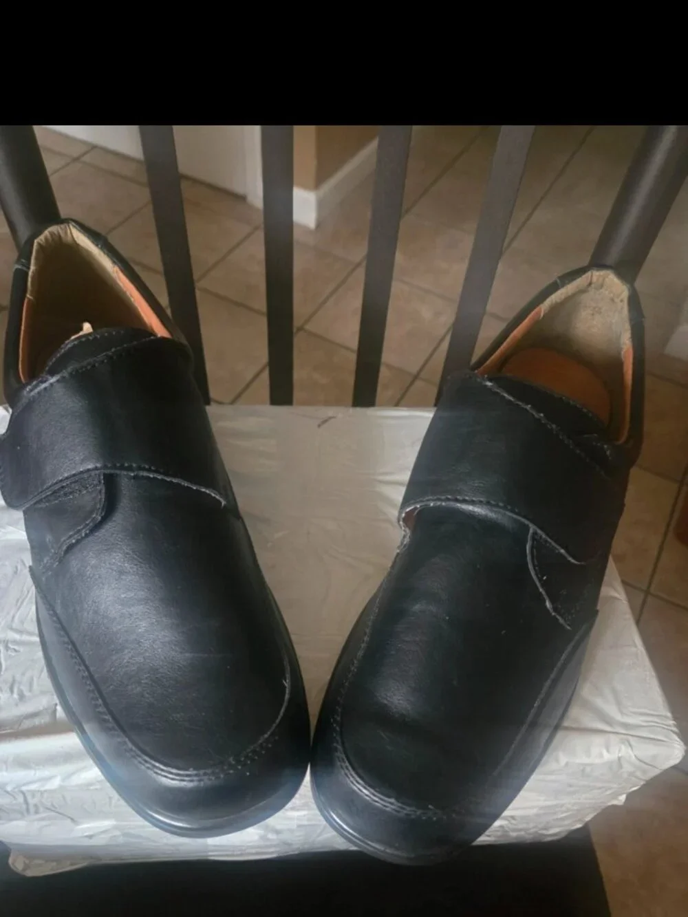 Men's Black Velcro Memory Foam Dress Shoes Thom McAn 13 Wide 13W New NWOT